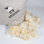 Възглавница Мерино 50/70 см,с пълнеж от вълна , за всички позиции на сън